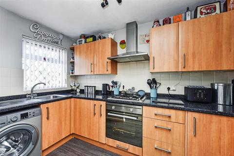 2 bedroom end of terrace house for sale, Florentine Way, Waterlooville