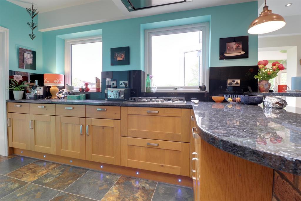 IMG 2522-IMG 2524.jpg