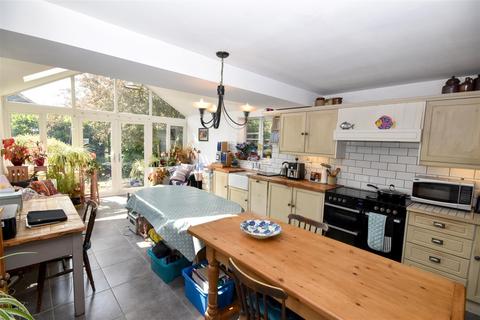 4 Back Lane, Long Bennington, Newark, NG23 5HF