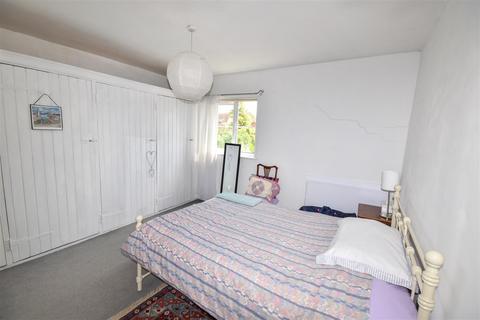 4 Back Lane, Long Bennington, Newark, NG23 5HF