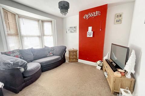 3 bedroom terraced house for sale, Corsham Road, Paignton, TQ4