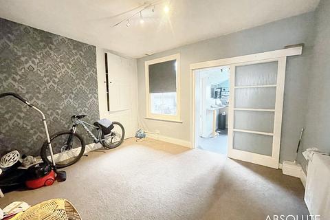 3 bedroom terraced house for sale, Corsham Road, Paignton, TQ4