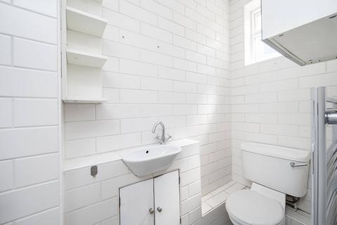 1 bedroom flat for sale, Cazenove Road, Hackney, London, N16