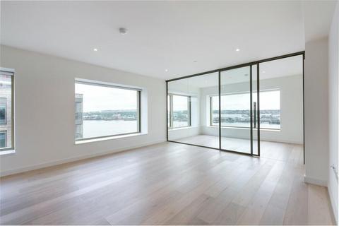 3 bedroom flat for sale, 10 Royal Wharf Walk, London E16
