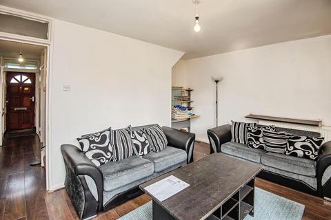 2 bedroom maisonette for sale, Bellefield Street, Netherthorpe, S3