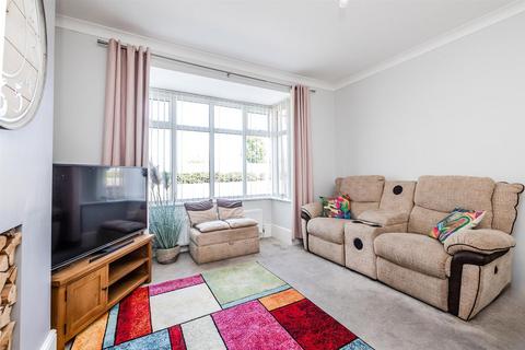 8 Etherstone Avenue, Newcastle Upon Tyne, NE7 7JX