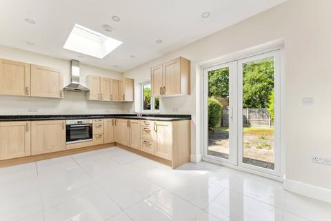 29 Greenway Gardens, Greenford, UB6 9TU