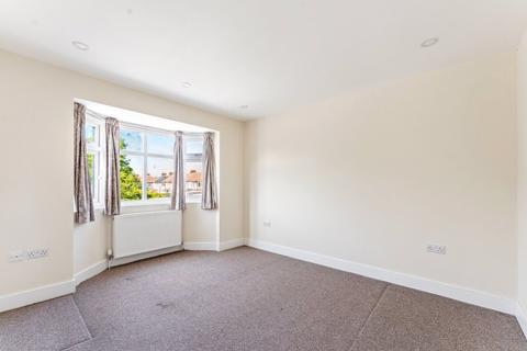 29 Greenway Gardens, Greenford, UB6 9TU