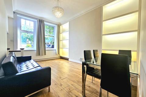 2 bedroom apartment to rent, Hornton Street, London W8