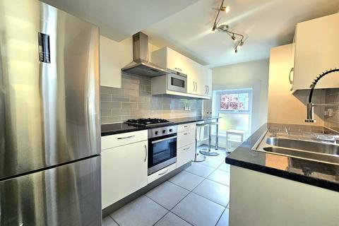 2 bedroom apartment to rent, Hornton Street, London W8
