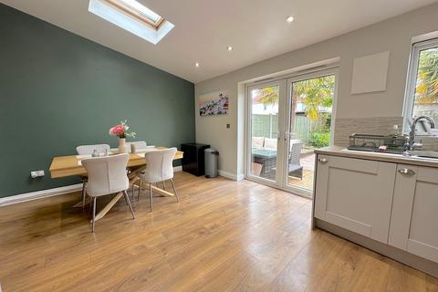 20 Beechwood Avenue, Wolverhampton, WV11 1DR