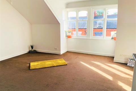 1 bedroom bedsit to rent, Stretton Road, Flat 5, Leicester LE3