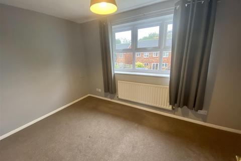 27 Mallens Croft, Bramshall, Uttoxeter, ST14 5NG