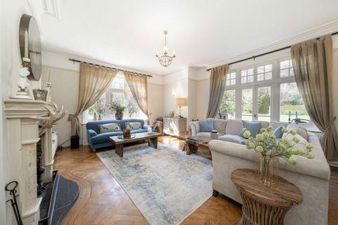 5 bedroom semi-detached house to rent, Seven Hills Road, Cobham KT11