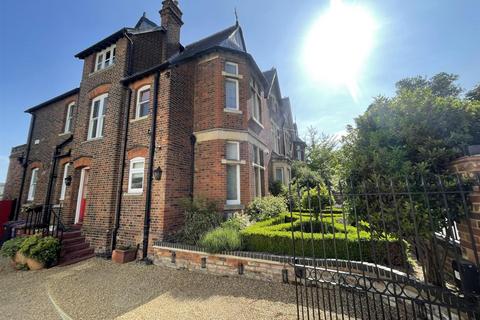 undefined, Benslow Lane, Hitchin