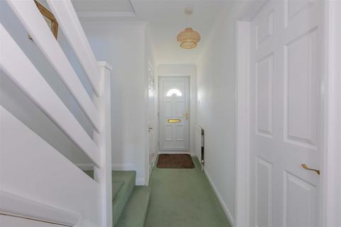 undefined, Whitchurch Close, Maidenhead
