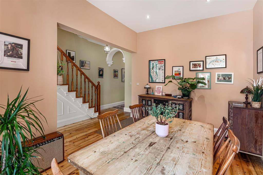 20 Buckingham Terrace 51.jpg