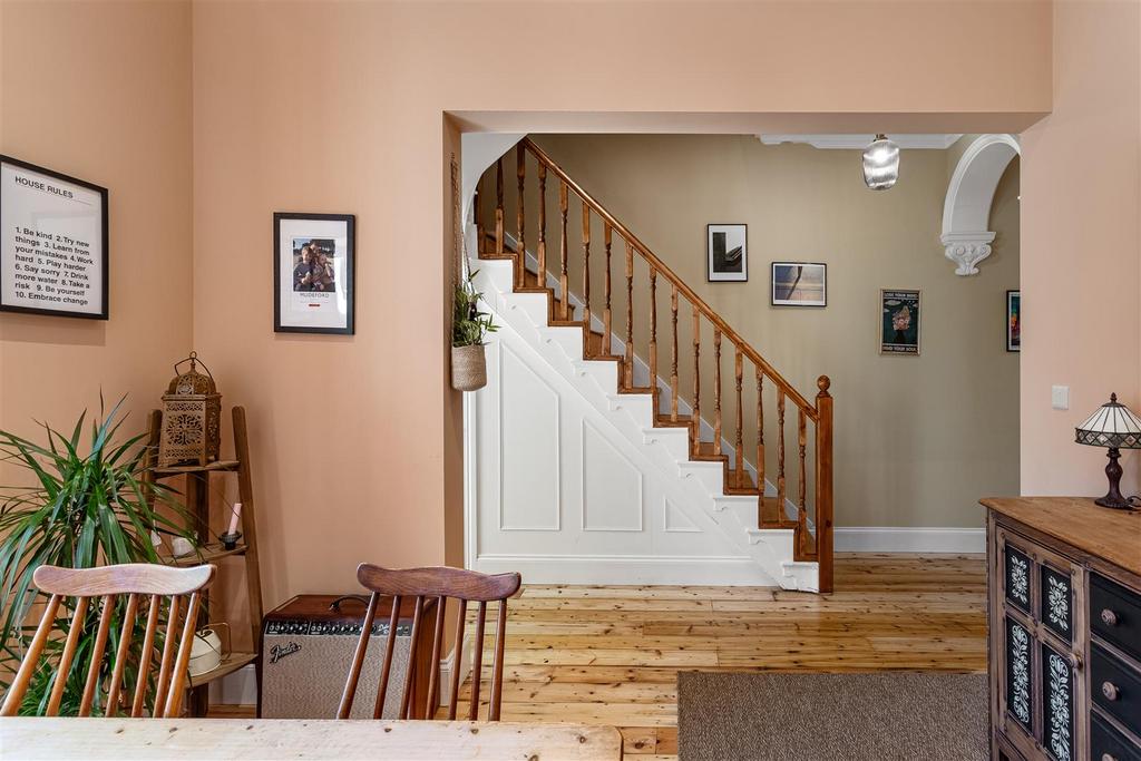 20 Buckingham Terrace 46.jpg