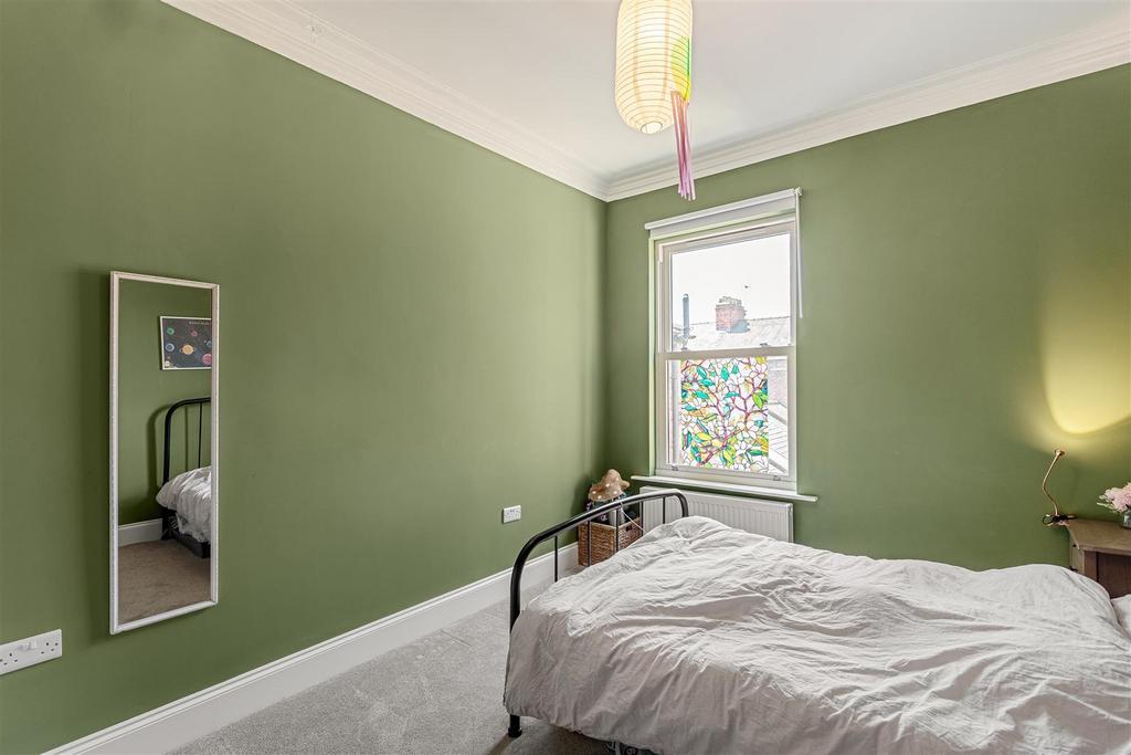 20 Buckingham Terrace 86.jpg