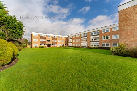 2 bedroom flat for sale, Osborne Court, Park View Road, Ealing, W5