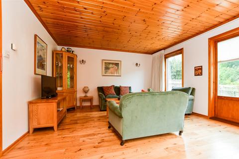 3 bedroom detached house for sale, London Road, Forest Row, East Sussex