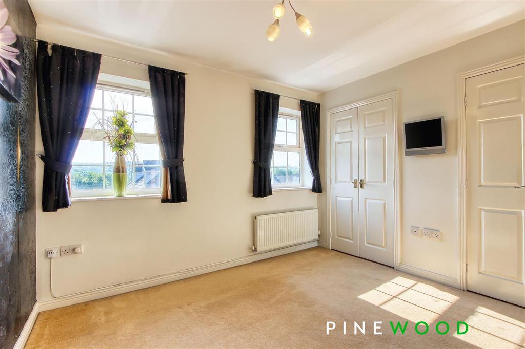 Bedroom one (2 nd floor)