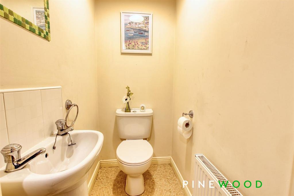 Ground floor wc