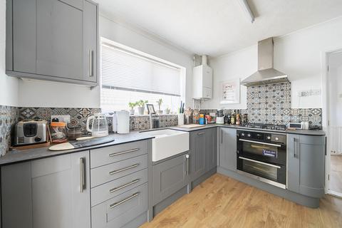 6 Priory Road, Fareham, PO15 5HT