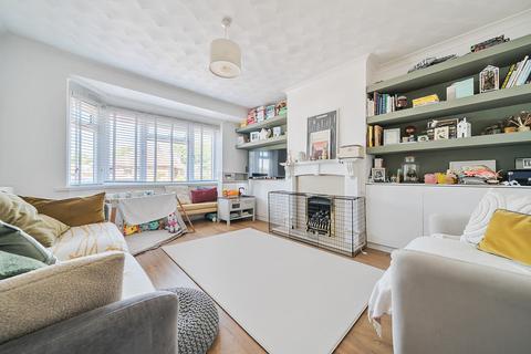 6 Priory Road, Fareham, PO15 5HT