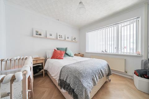 6 Priory Road, Fareham, PO15 5HT