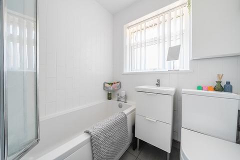 6 Priory Road, Fareham, PO15 5HT