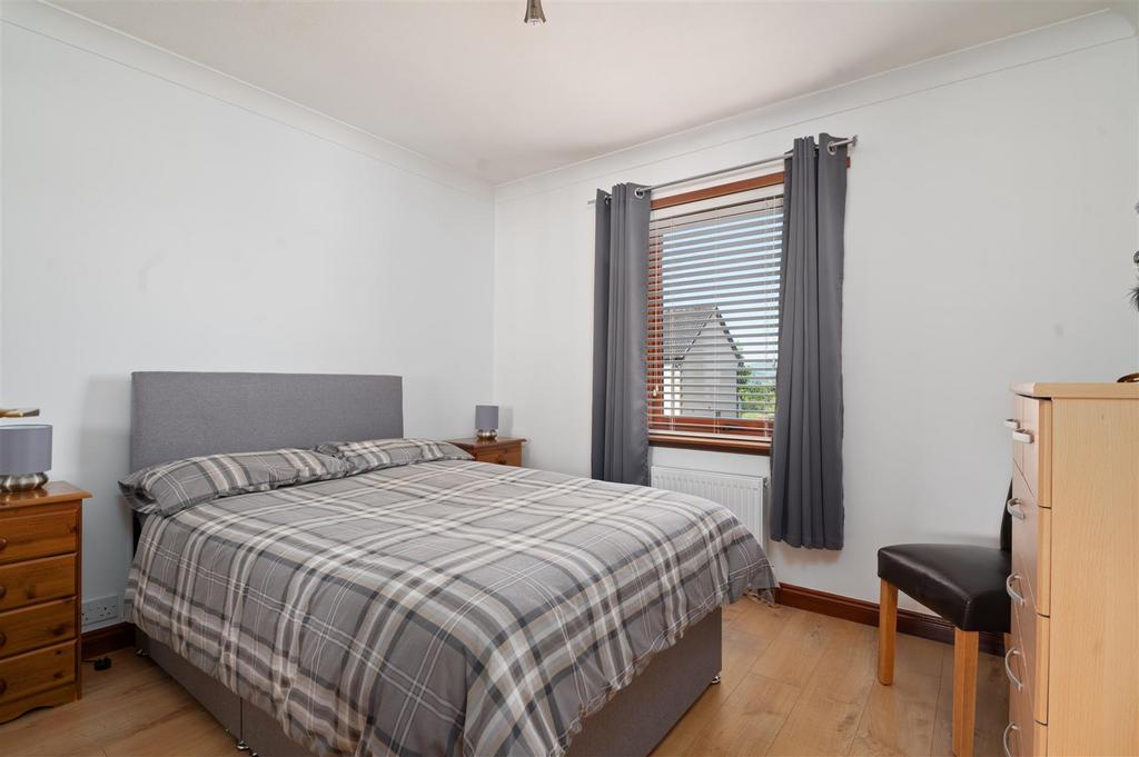 044-1 The Glebe.JPG
