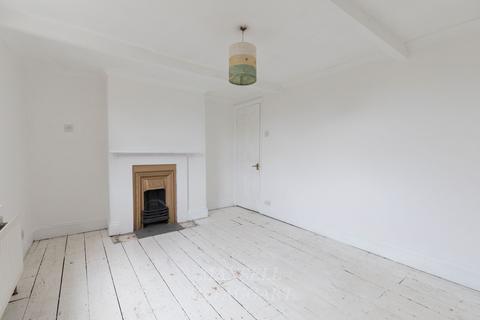 7 Highfields, Forest Row, RH18 5AJ