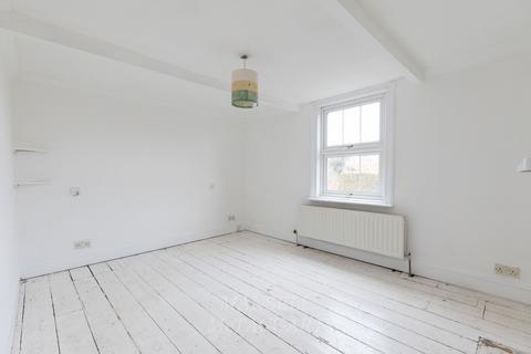 7 Highfields, Forest Row, RH18 5AJ