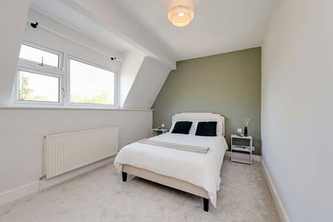 undefined, Madeley Road, London W5