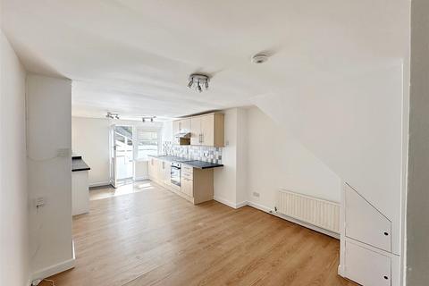 13 Lemon Row, Truro, TR1 2EB
