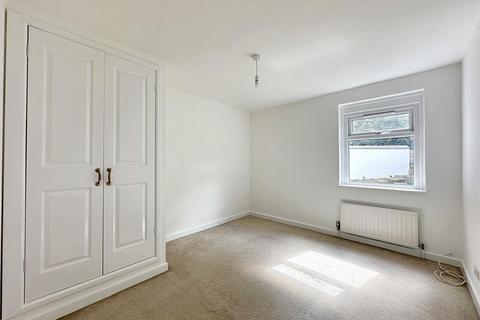 13 Lemon Row, Truro, TR1 2EB