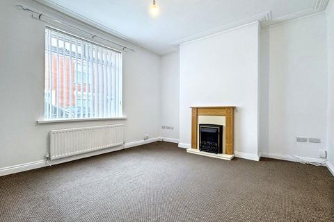 2 bedroom ground floor flat for sale, Northbourne Road, Jarrow, Tyne and Wear, NE32 5JS