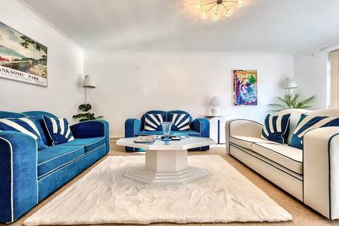 2 bedroom flat for sale, Canford Cliffs
