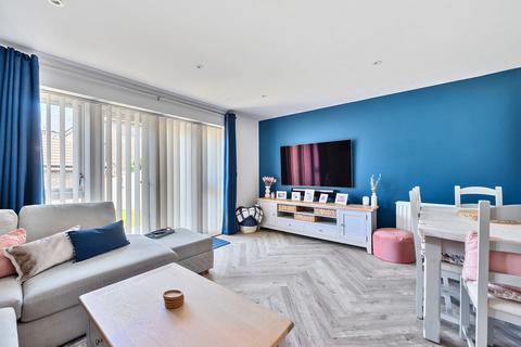 7 Fox Close, Arborfield Green, Reading, RG2 9TE