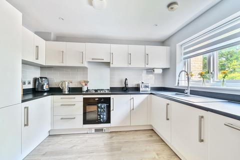 7 Fox Close, Arborfield Green, Reading, RG2 9TE