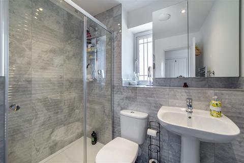 8 Glen Drive, Dinnington, Newcastle Upon Tyne, NE13 7FE