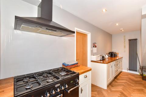 4 bedroom semi-detached house for sale, Royston Gardens, St Margarets-At-Cliffe, Dover, Kent