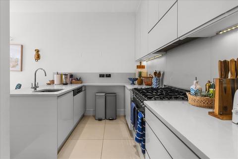 4 bedroom mews to rent, Linden, Mews, London, W2