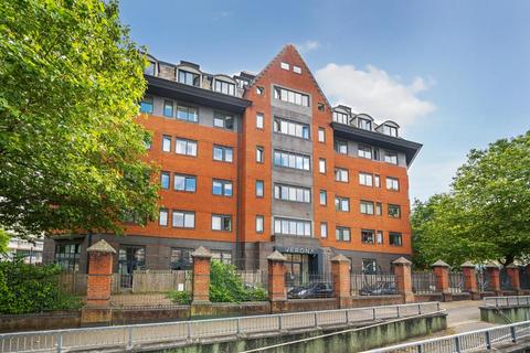 Slough Berkshire,  SL1,  SL1