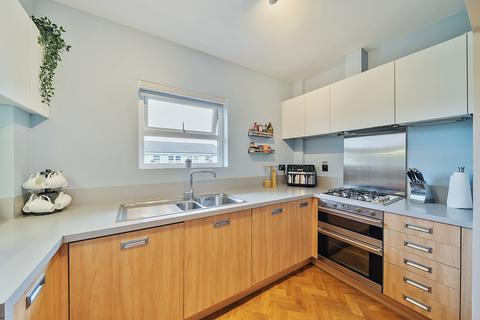 38 The Quadrant, Rickmansworth, WD3 1GL