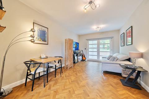 38 The Quadrant, Rickmansworth, WD3 1GL