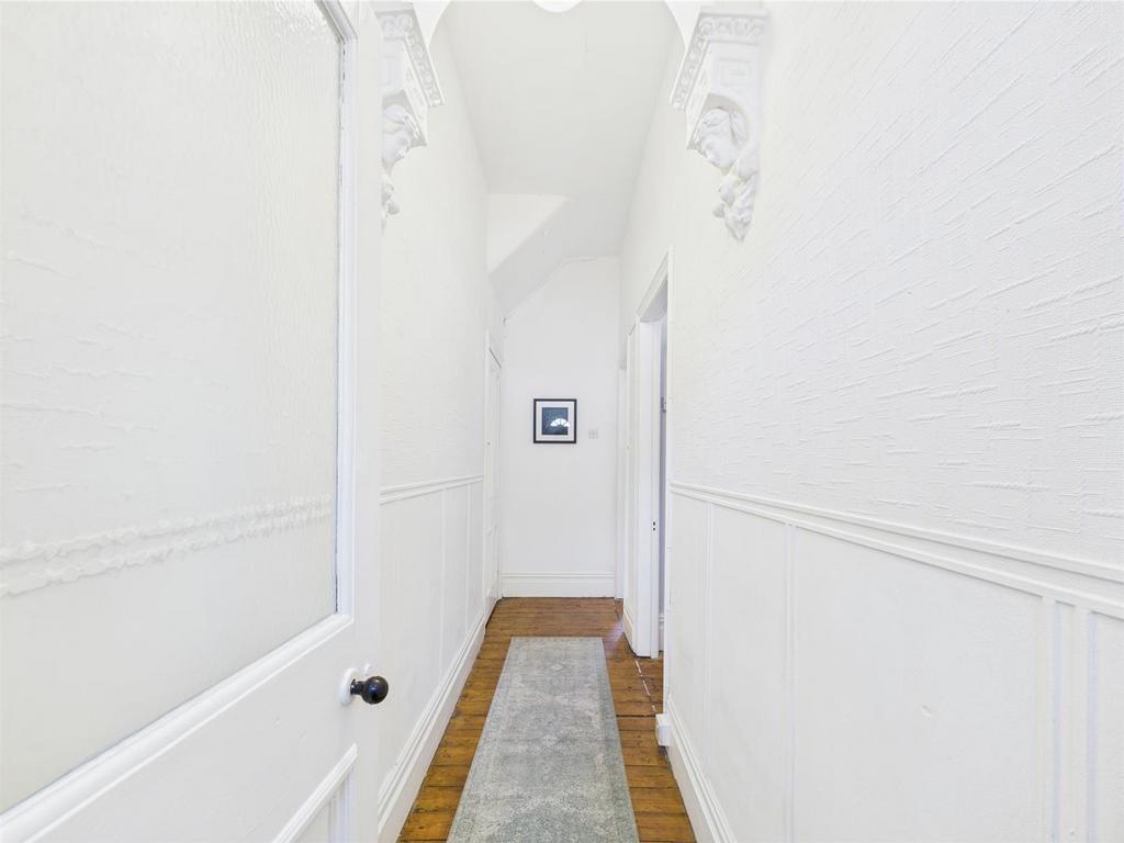 Hallway.jpg