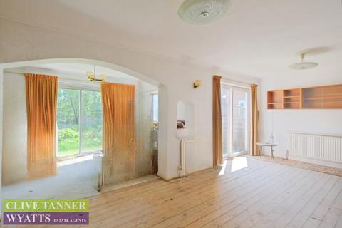 3 bedroom semi-detached house for sale, Redstone Farm Road, Solihull, West Midlands B28 9NL