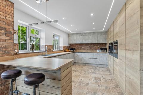 10 bedroom detached house for sale, Louth Road, Horncastle LN9